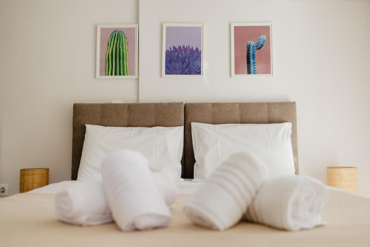 Cactus - Blooming Garden Apartments Kalamata Exterior photo