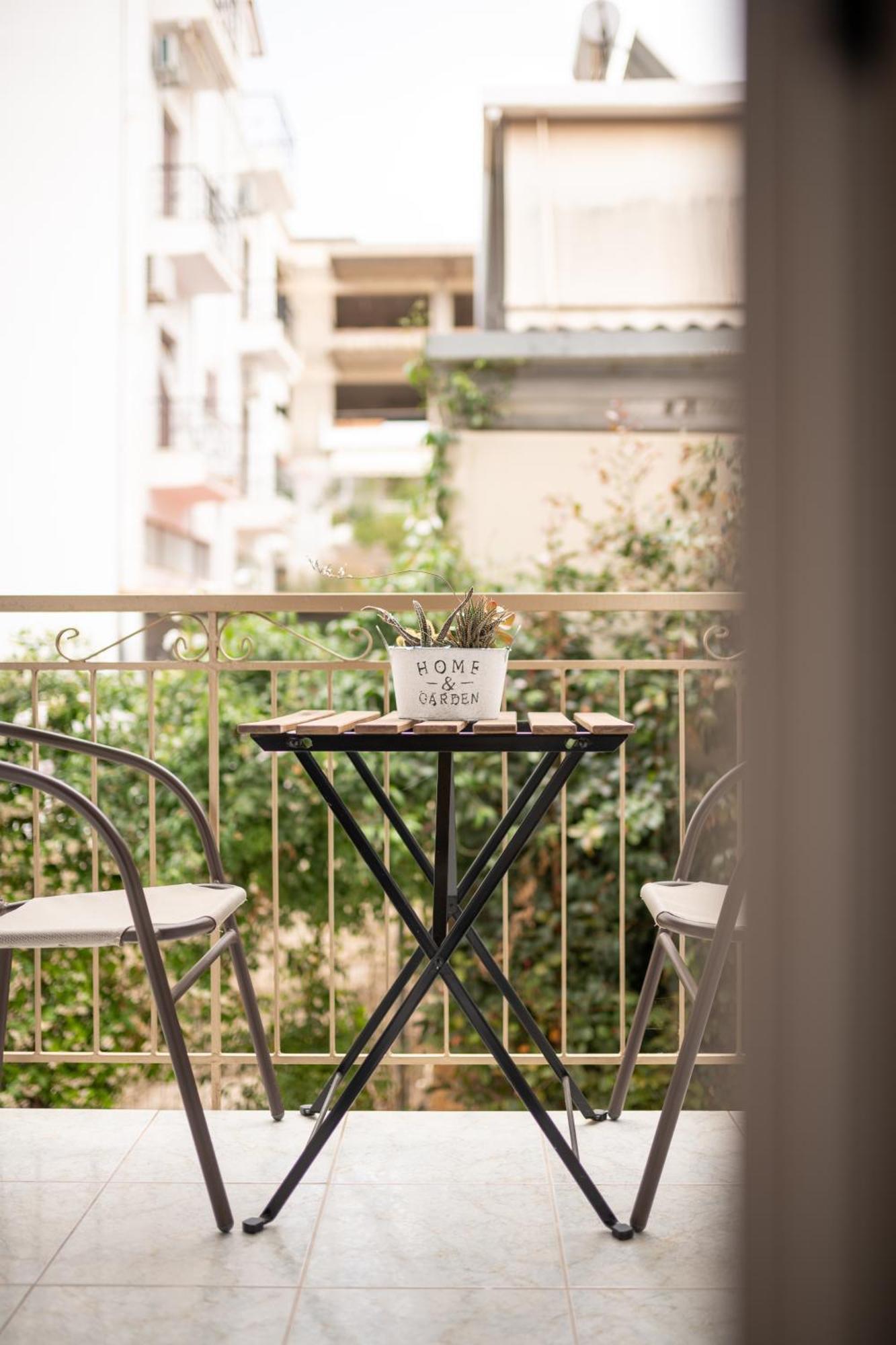Cactus - Blooming Garden Apartments Kalamata Exterior photo